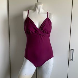 Athleta 36 D/DD purple one piece swimsuit